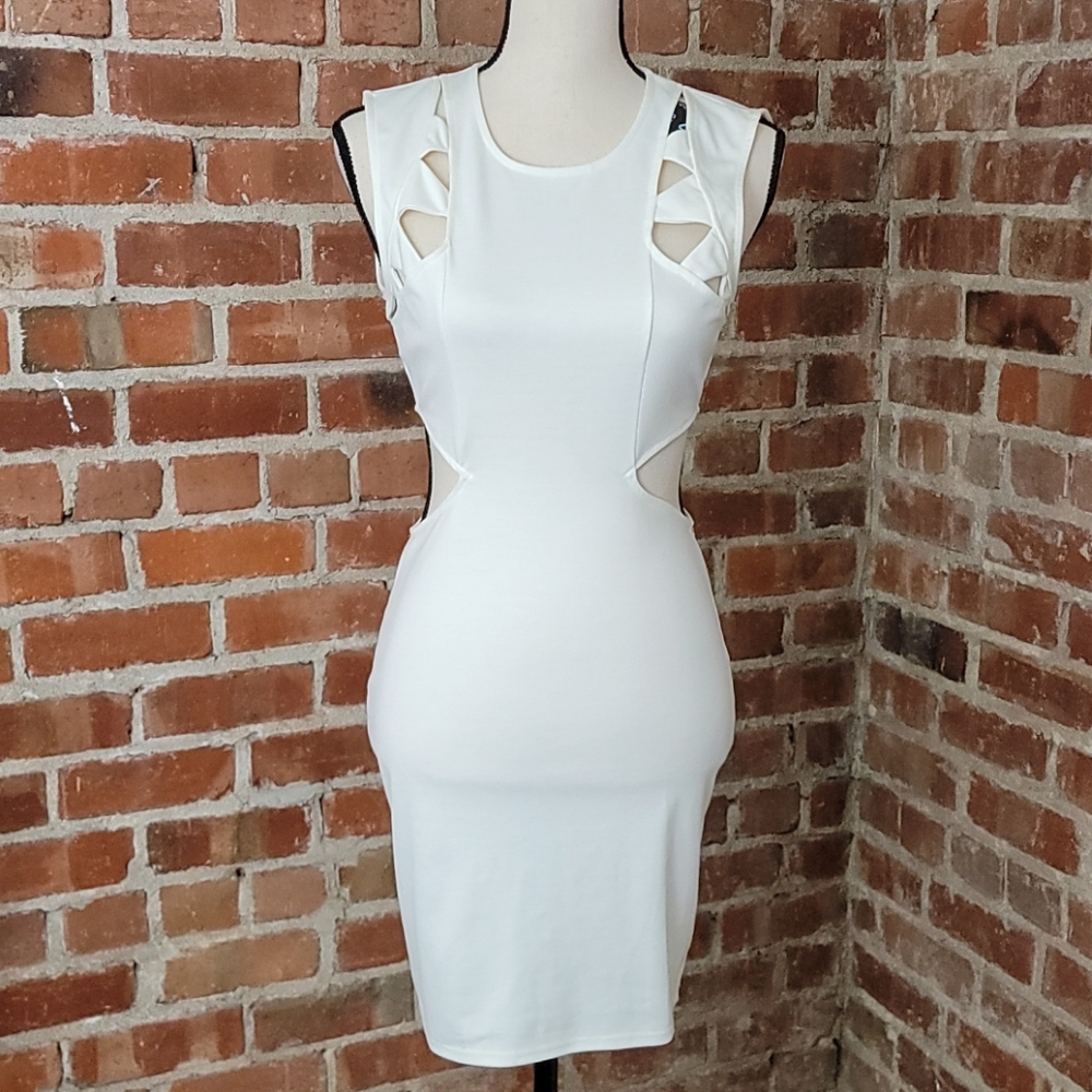 Nasty Gal cut-out bodycon creme dress M